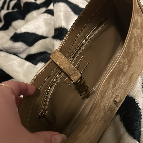 SAINT LAURENT LE 5 À 7 suede hobo - Picture 3 of 4